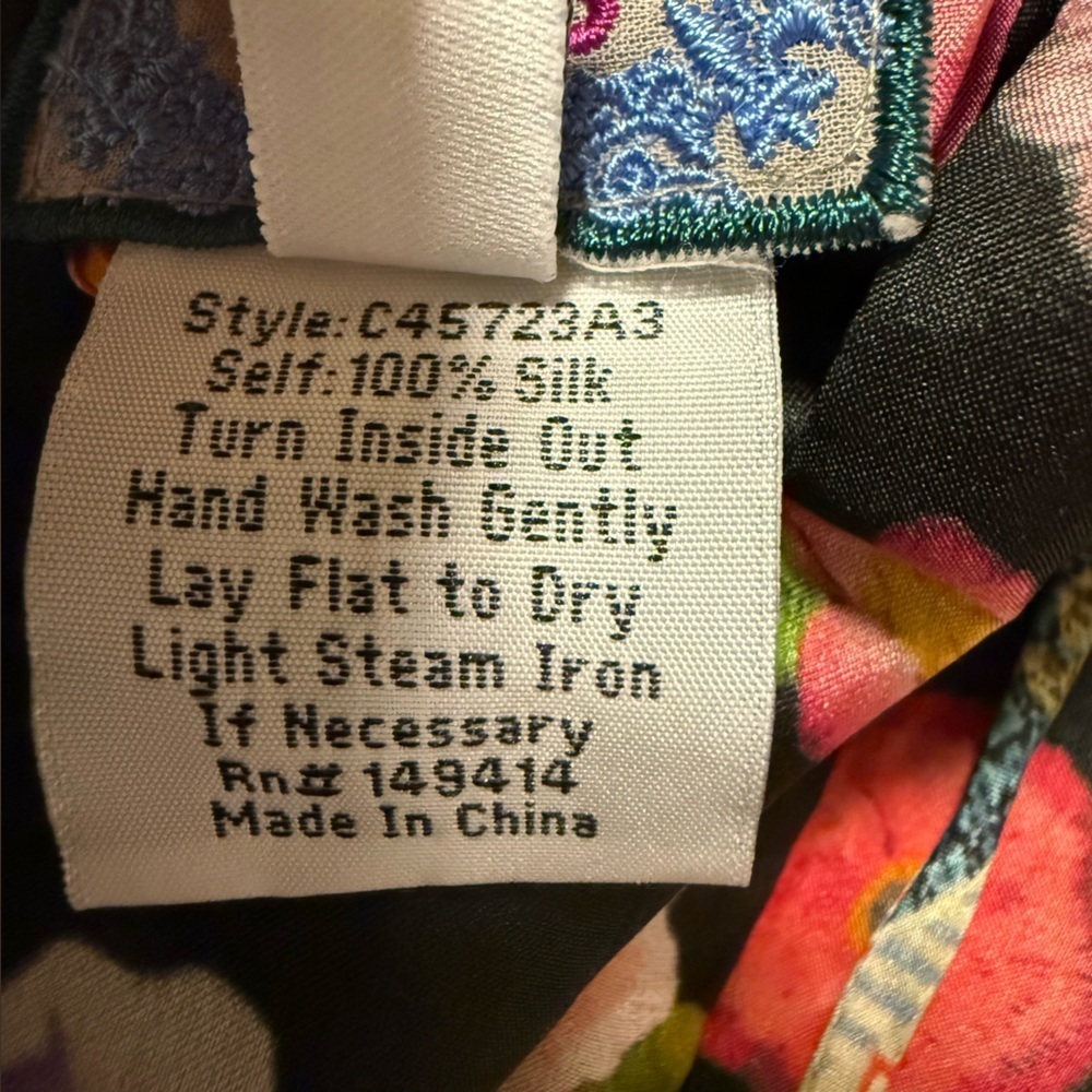 JOHNNY WAS Stano Makenna Reversible Silk Kimono Cardigan Black Floral Patchwork - Picture 10 of 15